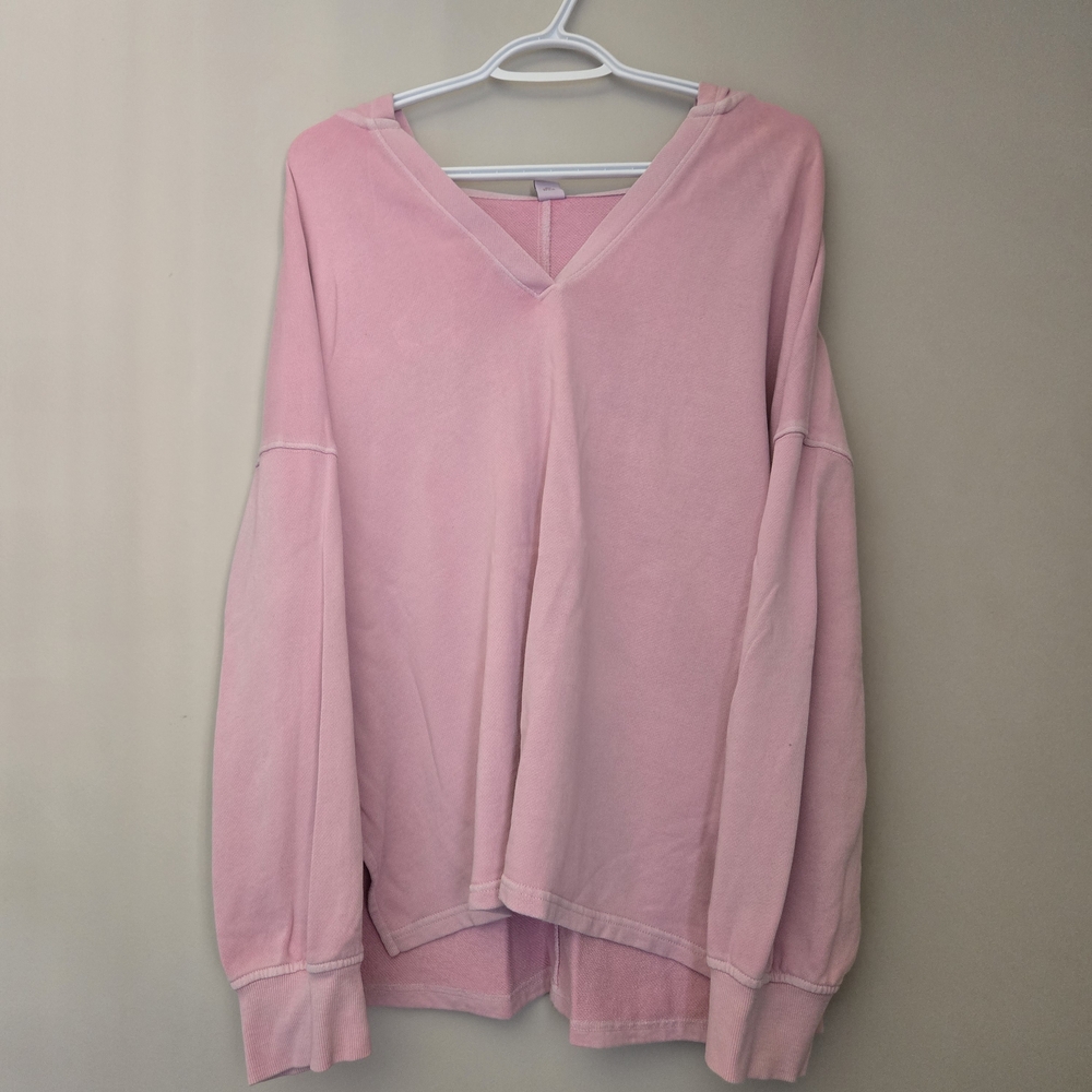 Old Navy soft pink v-neck long sleeve hoodie, medium, like new